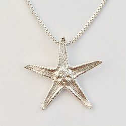 Delicate sterling silver starfish